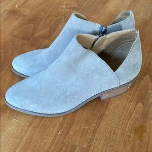 Lucky Brand Suede Tan Ankle Booties Boots Size 8